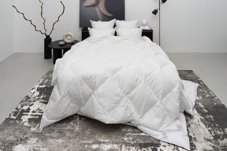 Одеяло стеганое GERMAN GRASS PRIME DOWN GRASS 220х240 всесезонное