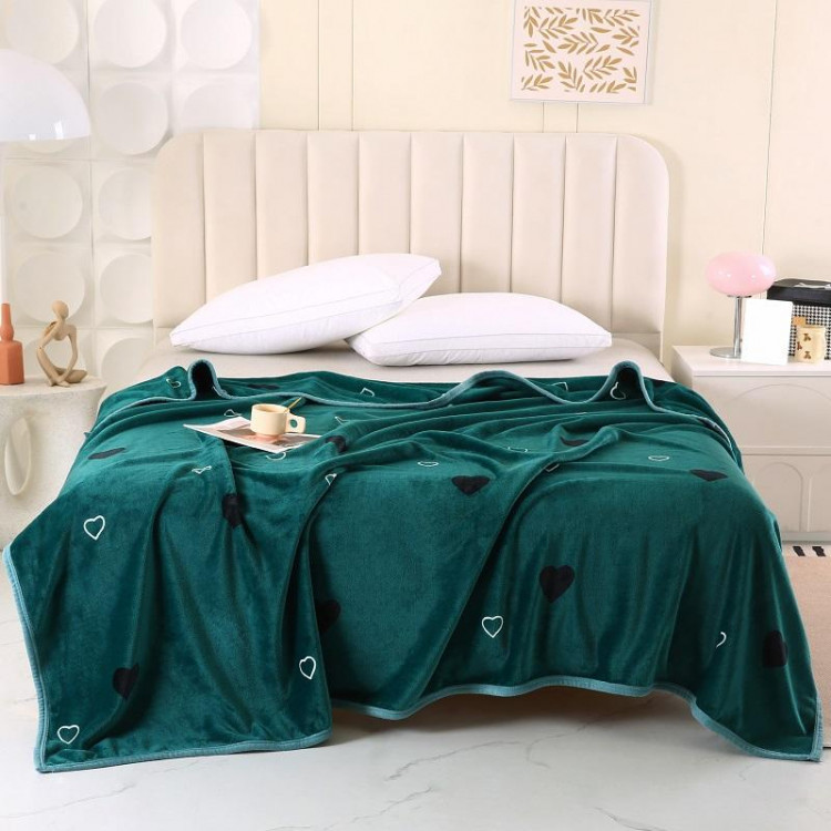 Плед из микрофибры CRISTELLE FLAMENCO сердечки на зеленом 150х200