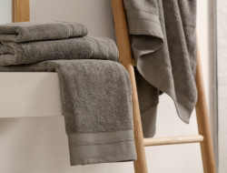 Комплект полотенец из микрокоттона GERMAN GRASS Grey Balance Grass 40х70 (1шт), 70х140 (1шт)