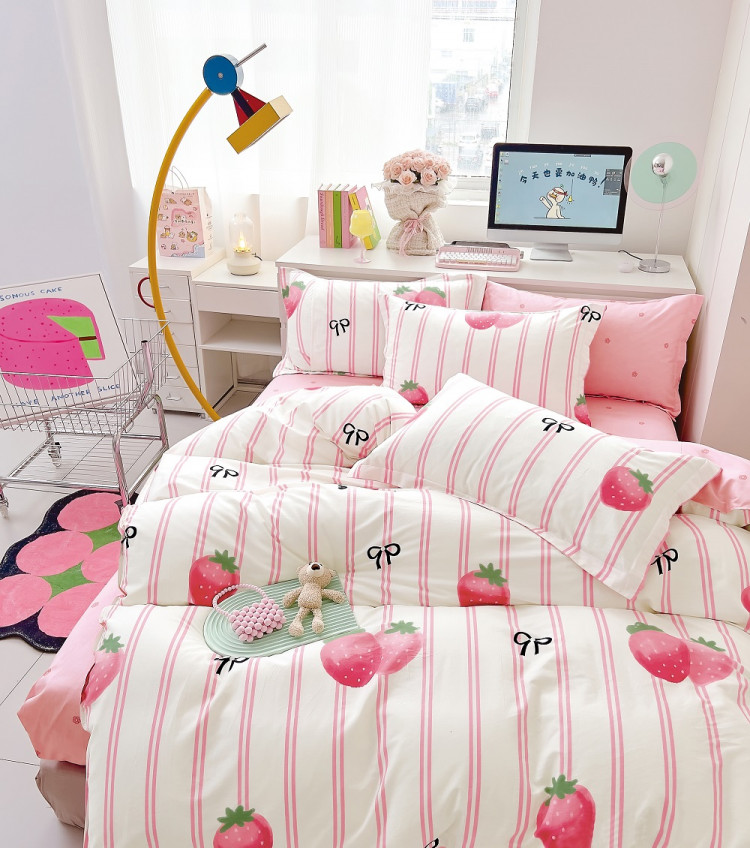 Постельное белье из твил-сатина TANGO клубнички 50х70 (2шт) 2-спальное