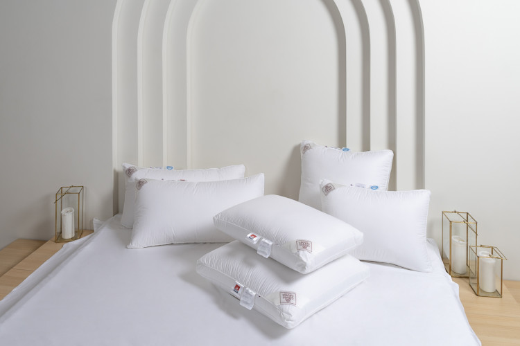 Подушка трехкамерная с бортиком GERMAN GRASS 3D THERMO DOWN GRASS 68х68 средняя