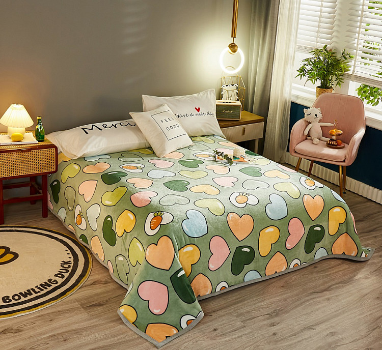 Плед из микрофибры TANGO ФЛАНЕЛЬ Яркие сердечки 150х200