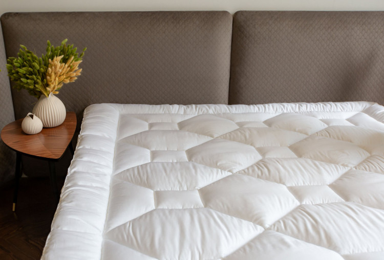 Наматрасник-топпер стеганный GERMAN GRASS TOPPER WOOL GRASS 200х200