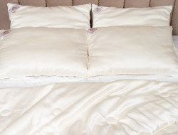 Подушка GERMAN GRASS GREAT SILK GRASS 50х68 мягкая