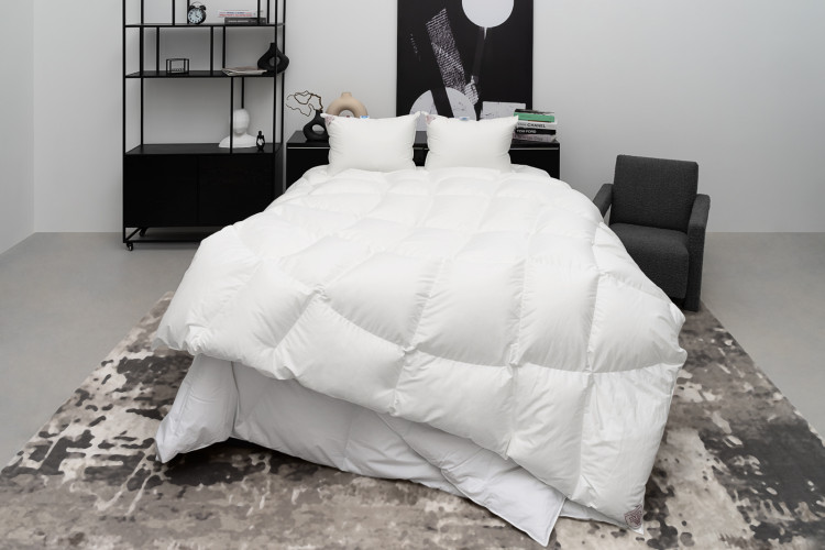 Одеяло стеганое GERMAN GRASS CLOUD DOWN GRASS 220х240 всесезонное