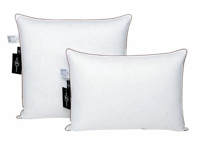 Подушка пуховая Lucky Dreams BLISS 68х68 средняя