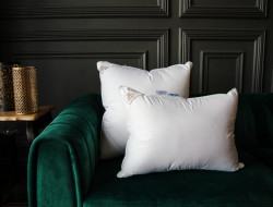 Подушка 3D GERMAN GRASS ALOE VERA GRASS 68х68 упругая