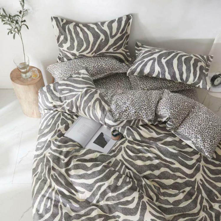 Постельное белье из микросатина TANGO DREAM FLY DF-101 50х70 (1шт), 70х70 (1шт) 1,5-спальное