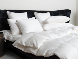 Подушка трехкамерная с бортиком GERMAN GRASS 3D KING DOWN GRASS средняя 68х68