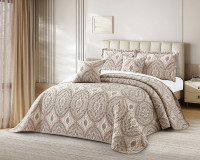 Покрывало с наволочками тонкое из полисатина TANGO LAFAYETTE орнамент 220х240