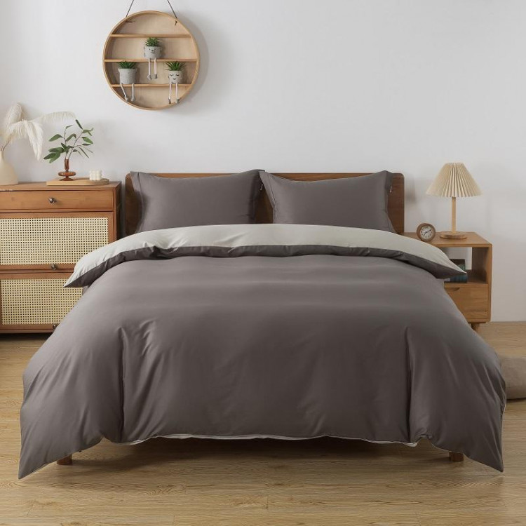 Постельное белье с простыней на резинке из сатина TANGO темно-коричневое-бежевое евро