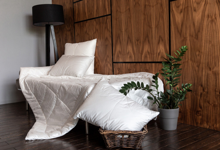 Одеяло стеганое GERMAN GRASS CAMEL WOOL GRASS 150x200 всесезонное